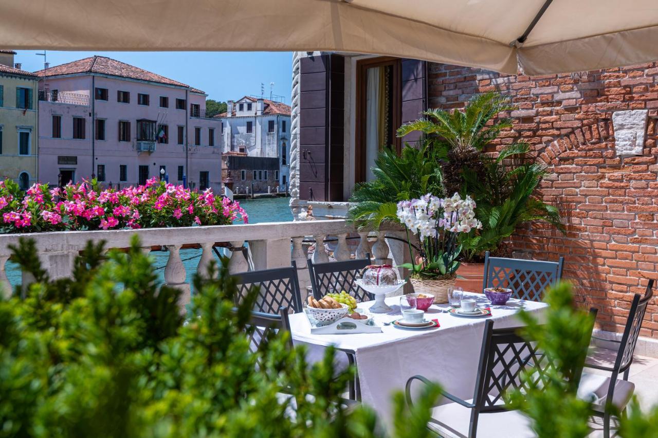 Ca' Dei Cuori On The Grand Canal Veneţia Exterior foto